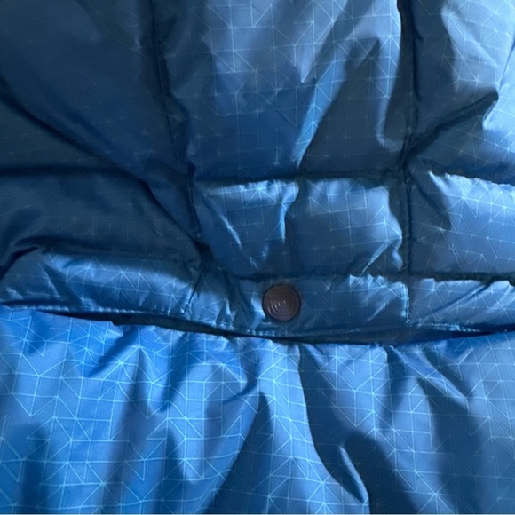 NWT H & M boys winter puffer ski jacket in blue size 10-11Y w/removable hood. - Picture 11 of 14